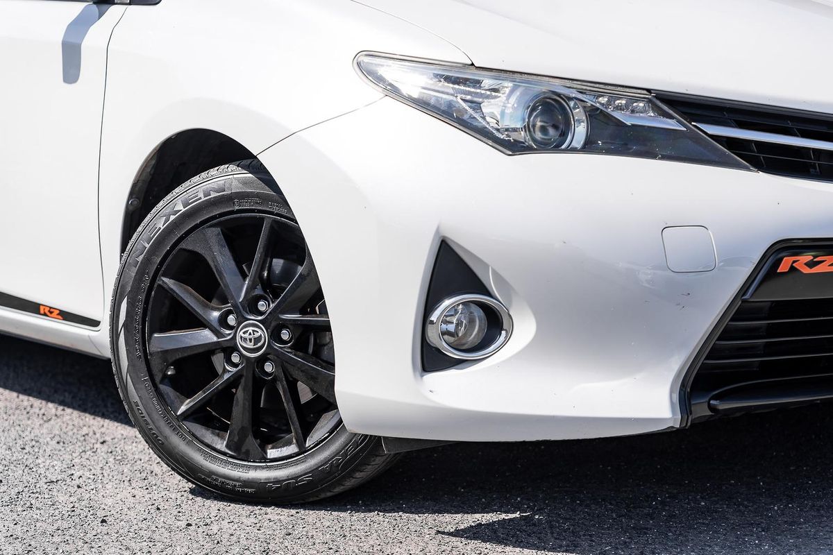 2014 Toyota Corolla RZ ZRE182R