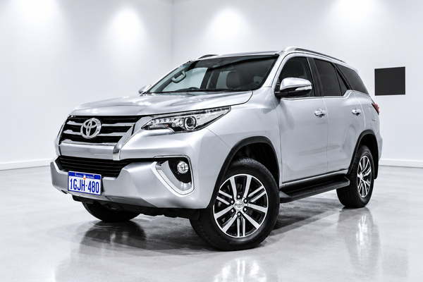 2017 Toyota Fortuner CRUSADE GUN156R