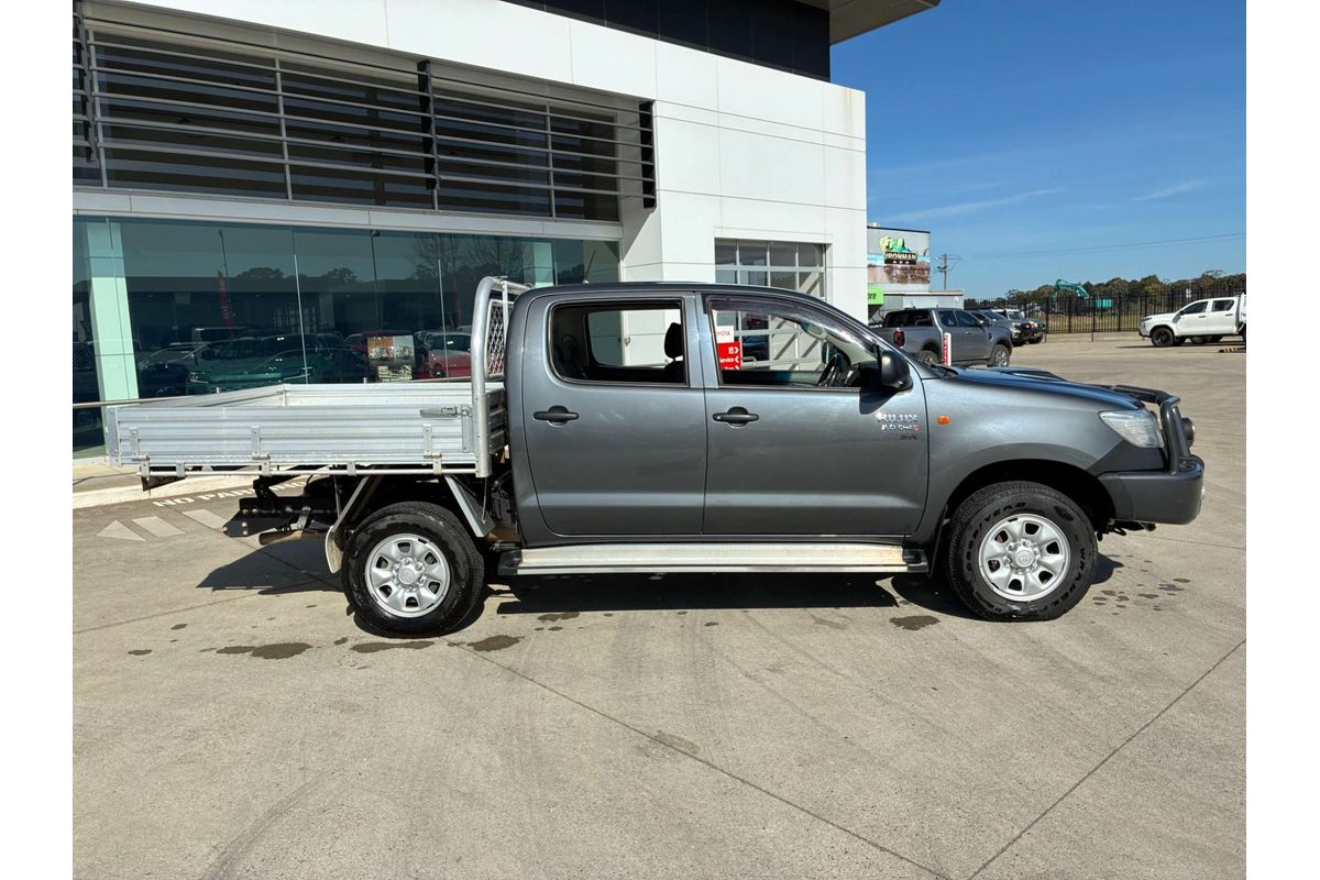 2013 Toyota Hilux SR KUN26R 4X4 image 2
