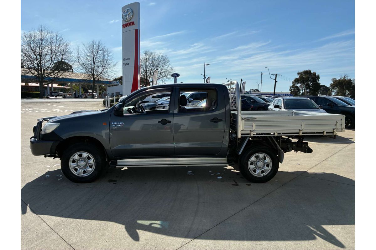 2013 Toyota Hilux SR KUN26R 4X4 image 4