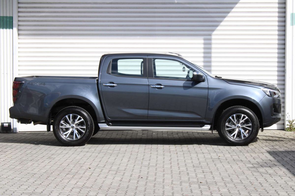 2026 Isuzu D-MAX LS-U+ 4X4