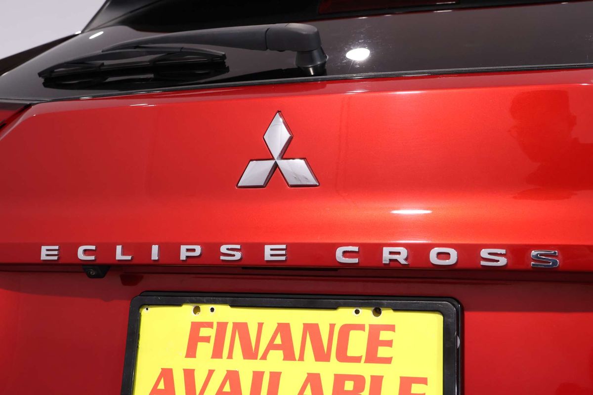 2023 Mitsubishi Eclipse Cross LS Black Edition YB