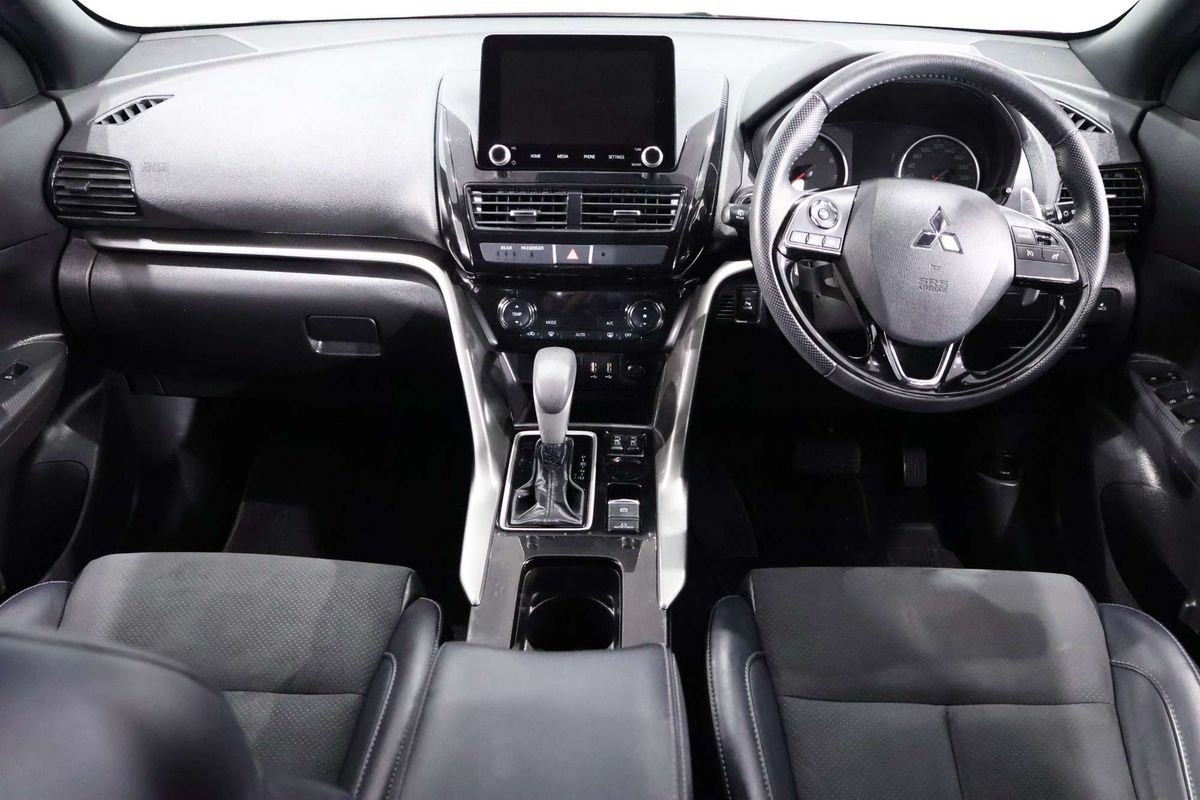 2023 Mitsubishi Eclipse Cross LS Black Edition YB