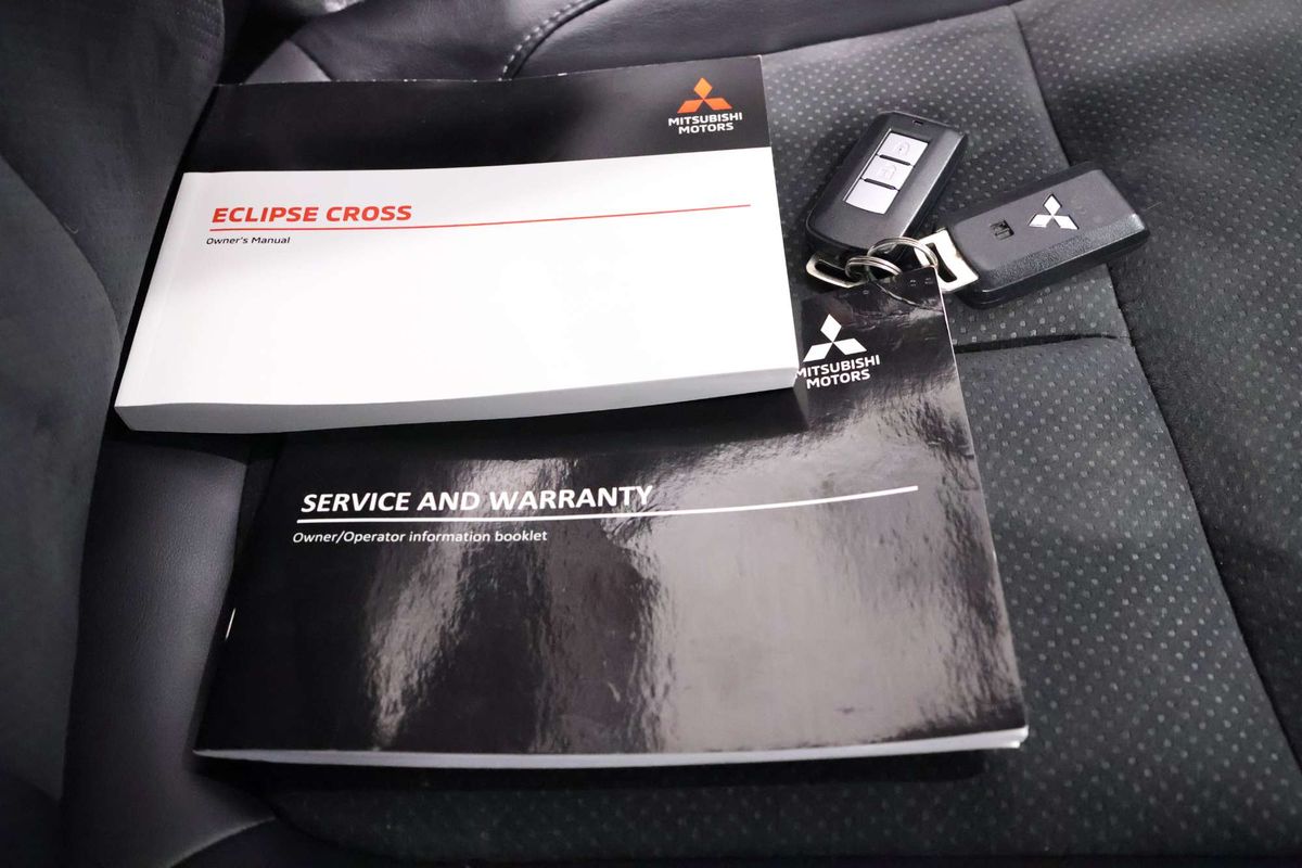 2023 Mitsubishi Eclipse Cross LS Black Edition YB