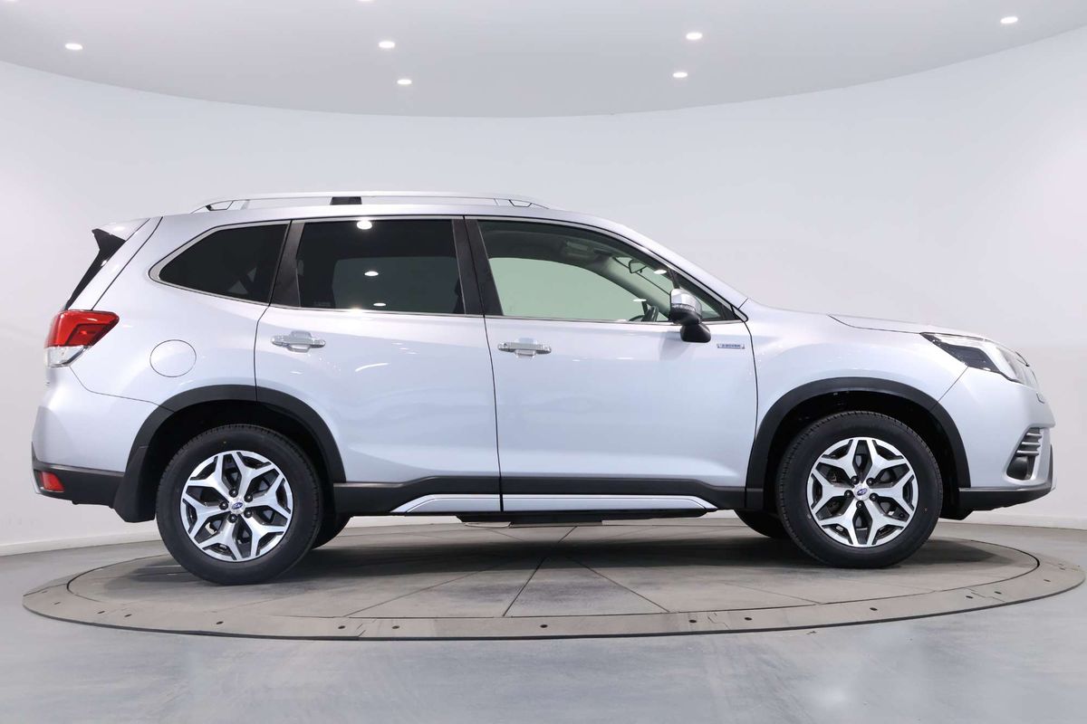 2022 Subaru Forester Hybrid L S5