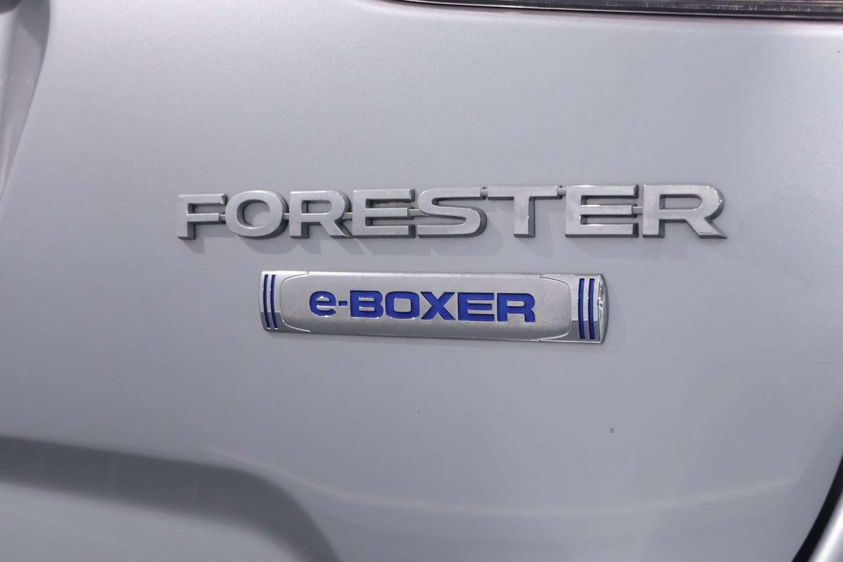 2022 Subaru Forester Hybrid L S5