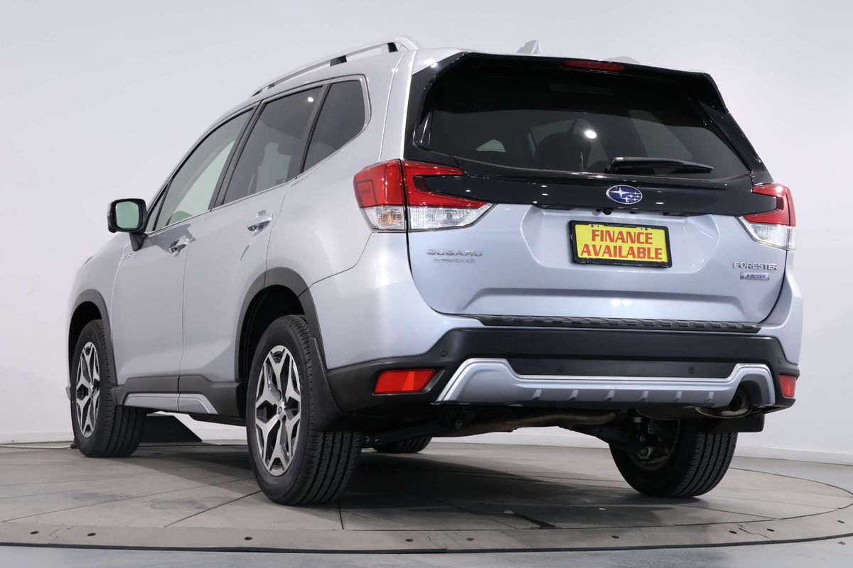 2022 Subaru Forester Hybrid L S5