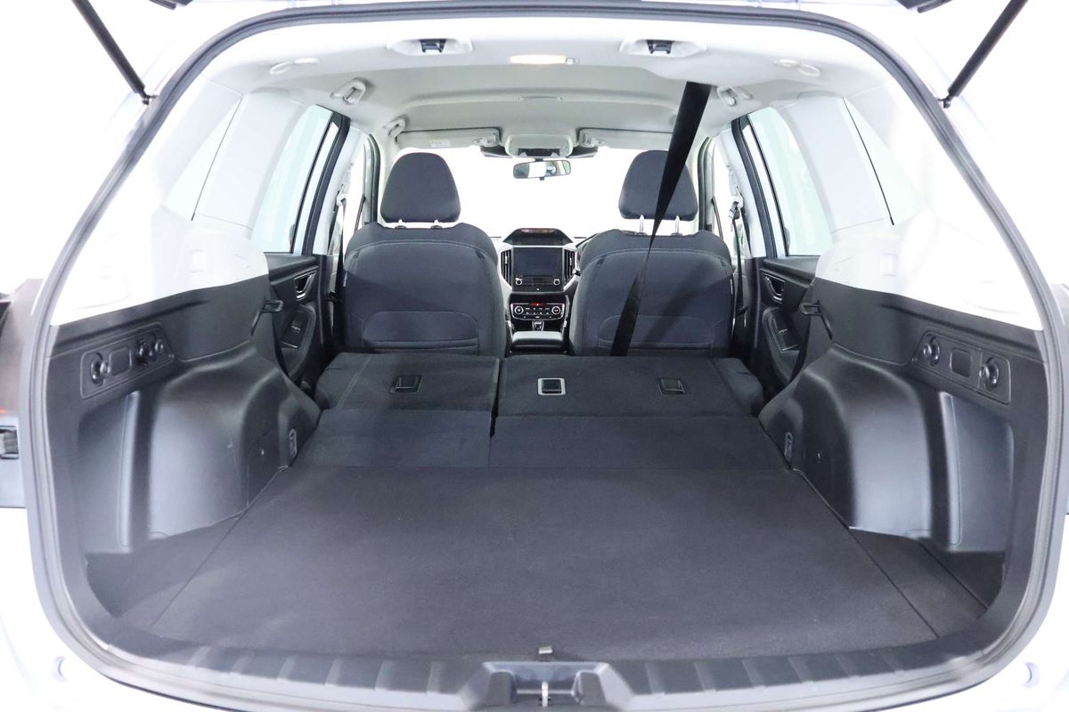 2022 Subaru Forester Hybrid L S5