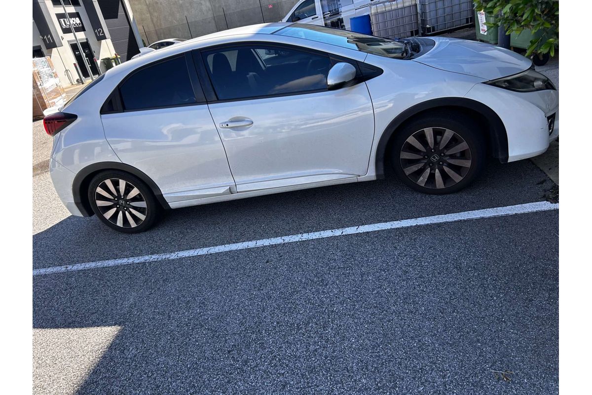 2015 Honda Civic VTi-L 9th Gen