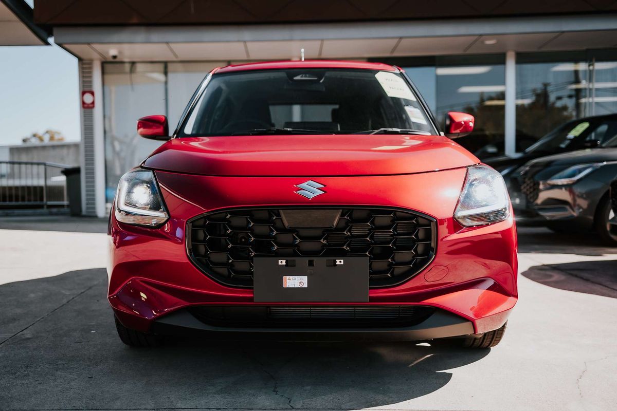 2026 Suzuki Swift Hybrid GLX UZ