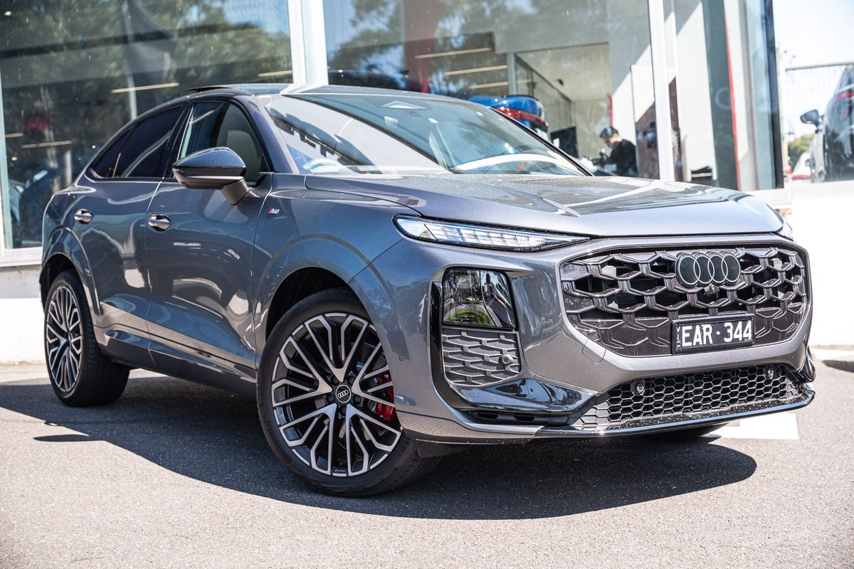 2026 Audi Q3 TFSI 195kW FJ