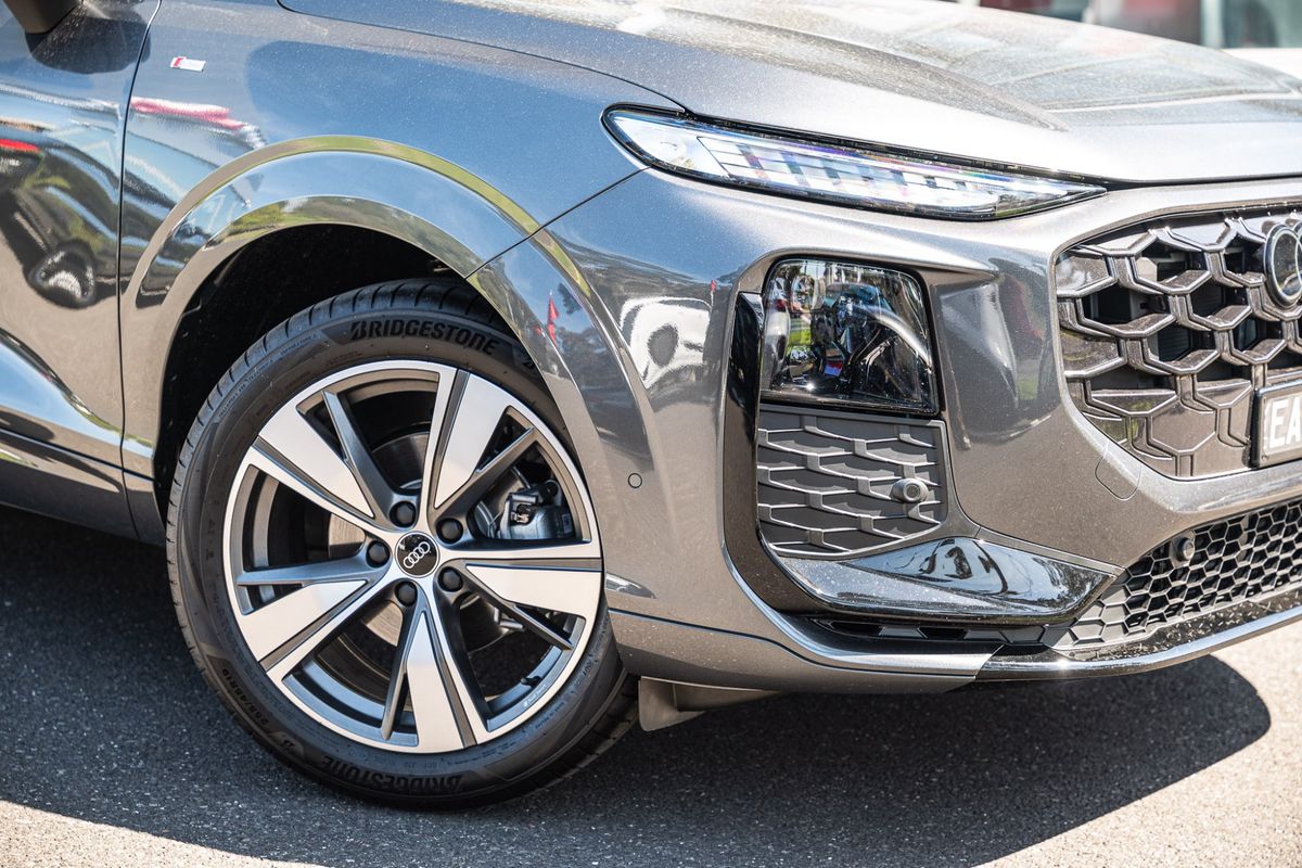 2026 Audi Q3 TFSI 110kW FJ