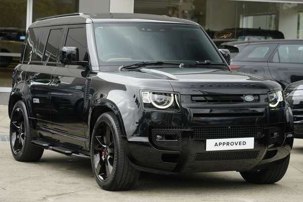 2023 Land Rover Defender 110 D300 X-Dynamic HSE L663