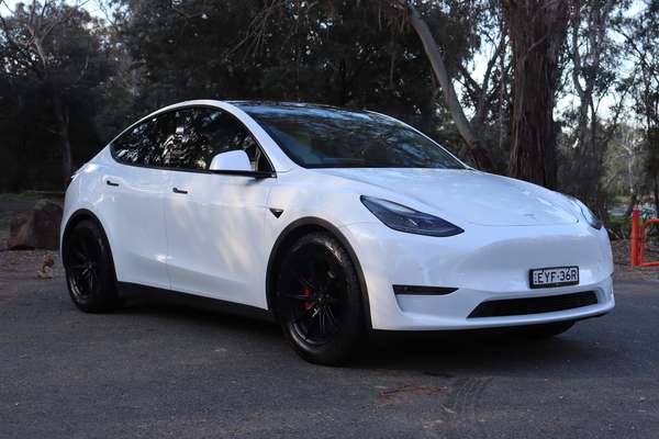 2023 Tesla Model Y Performance MY23