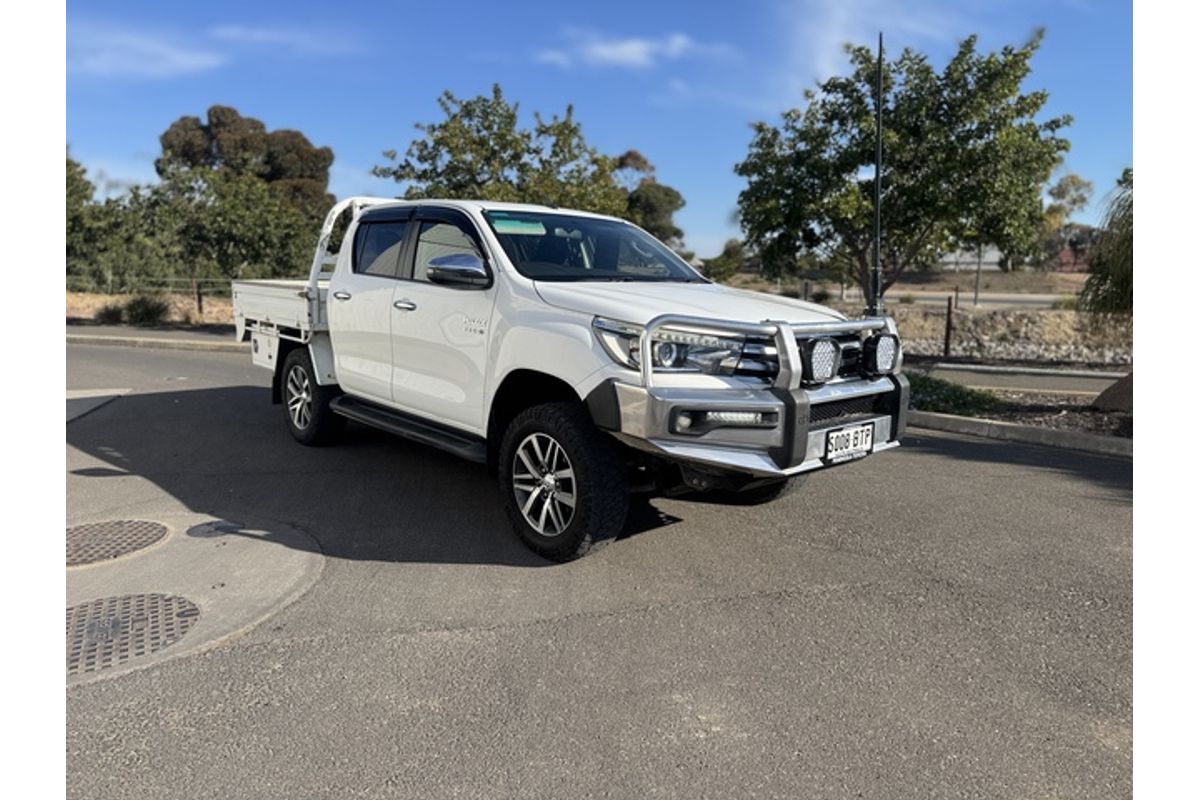 2017 Toyota Hilux SR5 (4x4) GUN126R MY17 4X4