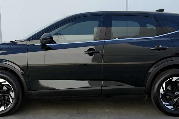 2025 Nissan QASHQAI ST-L J12