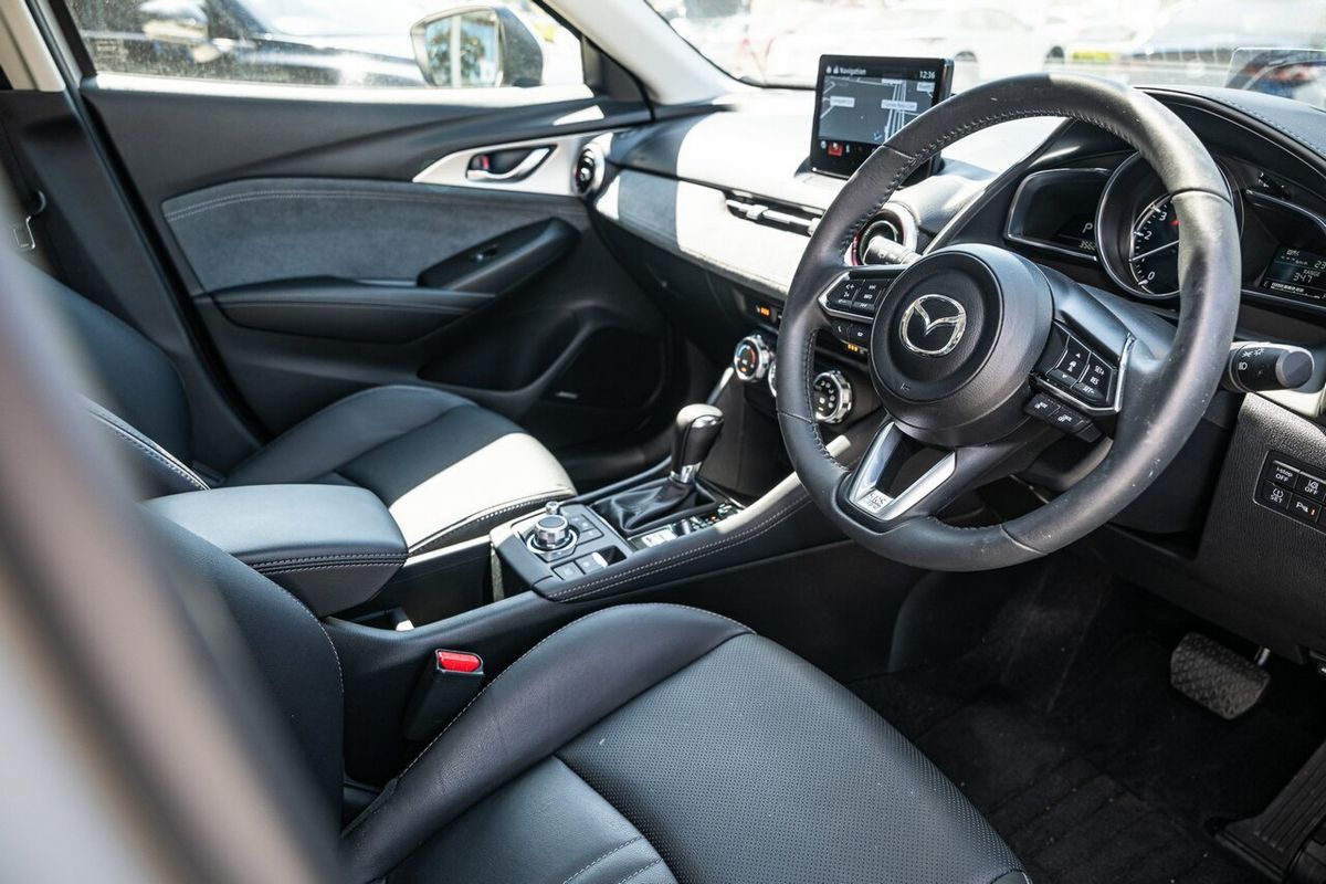 2025 Mazda CX-3 G20 Akari DK