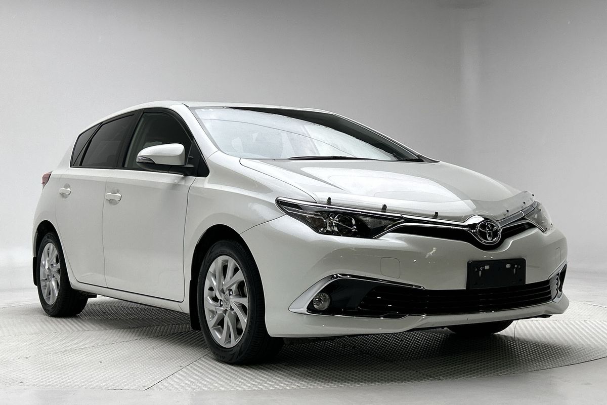 2017 Toyota Corolla Ascent Sport ZRE182R