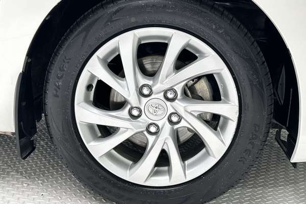 2017 Toyota Corolla Ascent Sport ZRE182R thumb-9