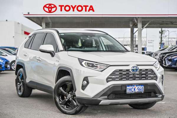 2020 Toyota RAV4 Cruiser AXAH54R