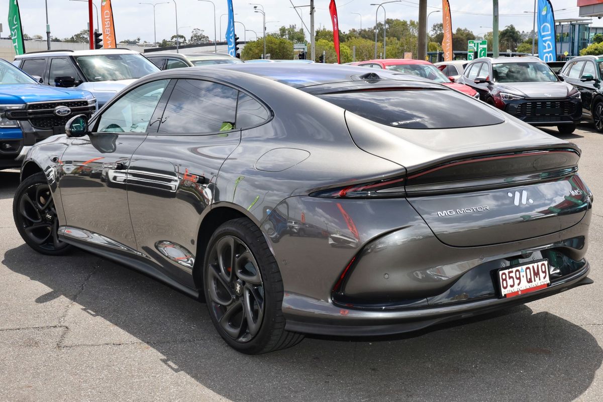 2025 MG IM5 Performance P12L