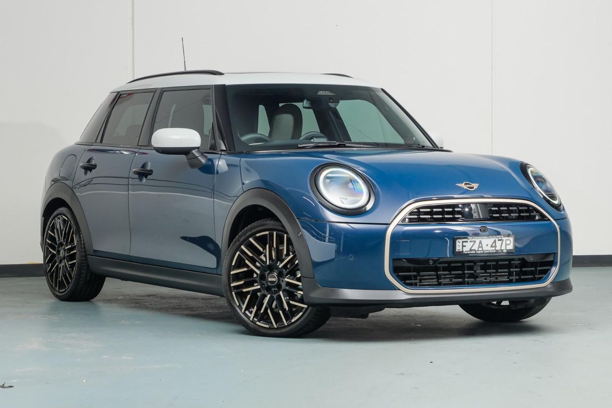 2025 MINI Cooper C Core F65