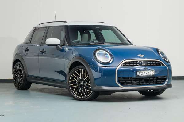 2025 MINI Cooper C Core F65