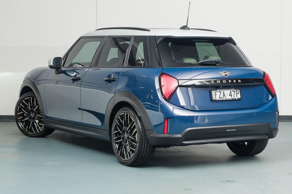 2025 MINI Cooper C Core F65