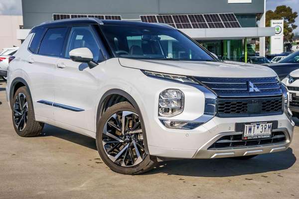 2023 Mitsubishi Outlander Exceed Tourer ZM