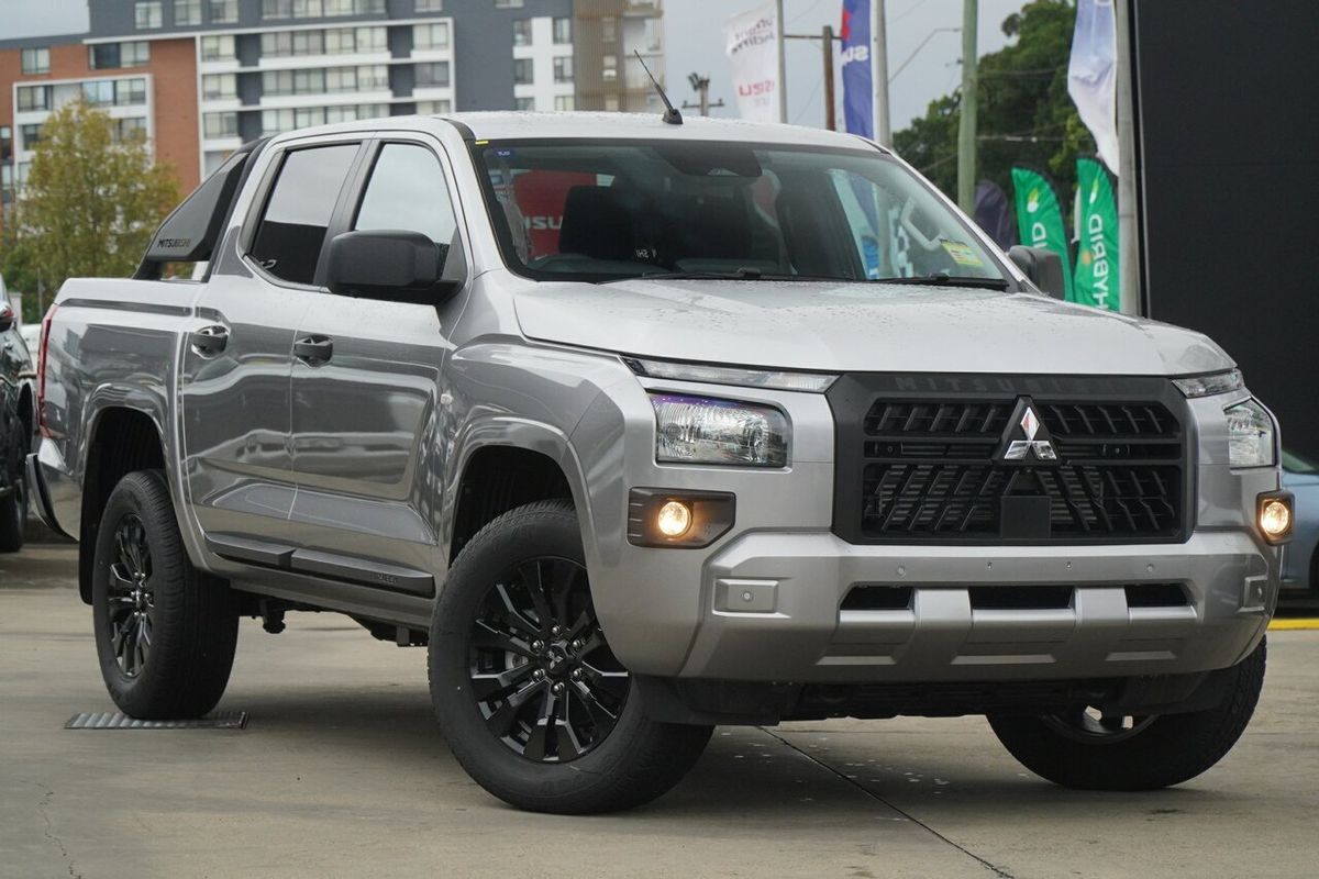 2025 Mitsubishi Triton GLX-R MV 4X4