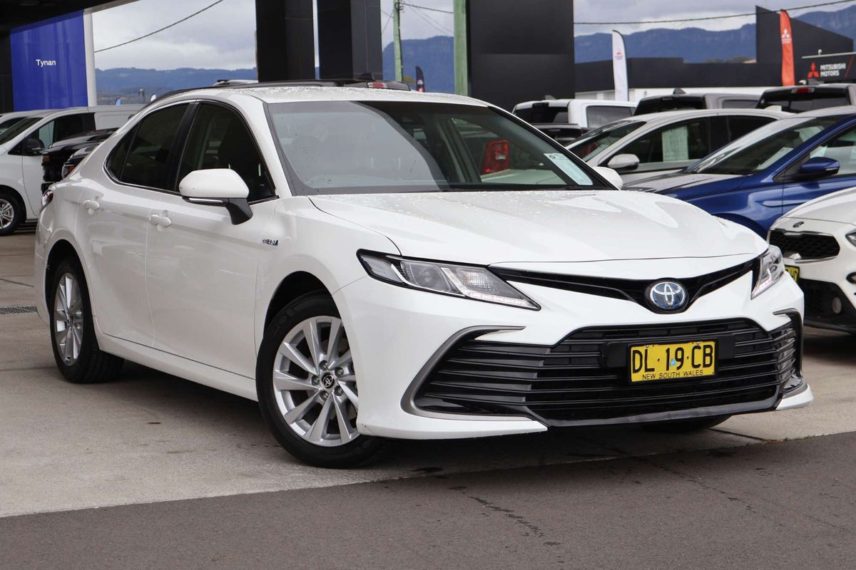2024 Toyota Camry Ascent AXVH70R