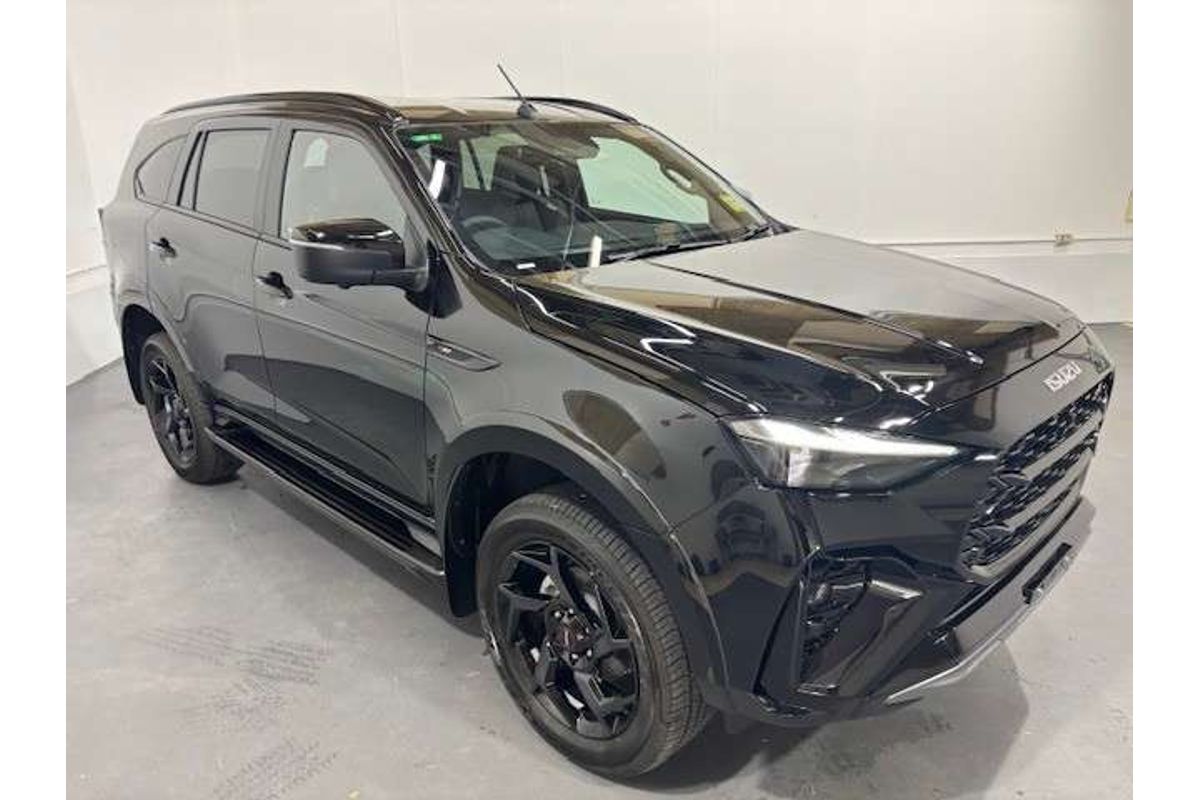 2026 Isuzu MU-X X-TERRAIN