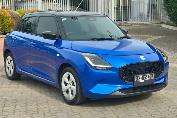 2024 Suzuki Swift Hybrid Plus UZ