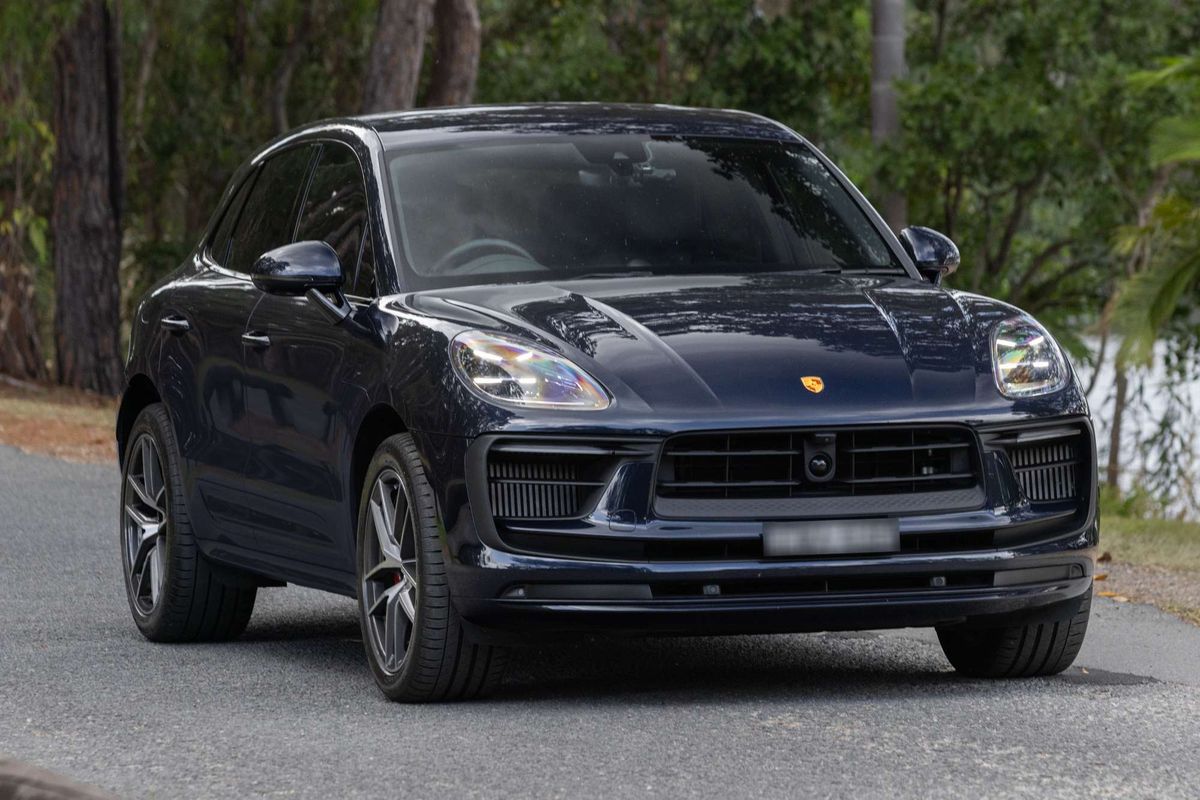 2022 Porsche Macan S 95B