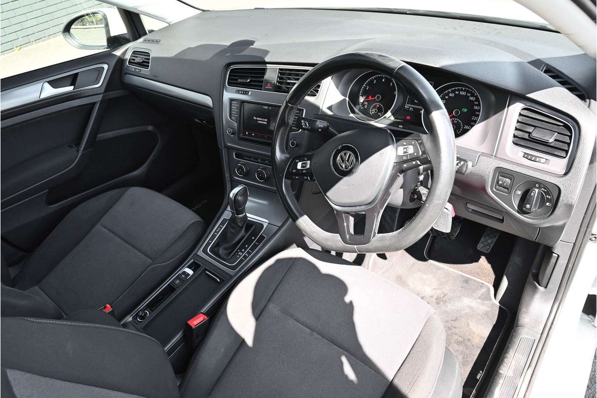 2017 Volkswagen Golf 92TSI Trendline 7