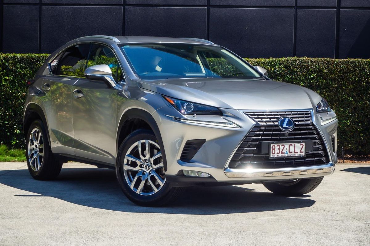 2019 Lexus NX NX300h Luxury AYZ10R