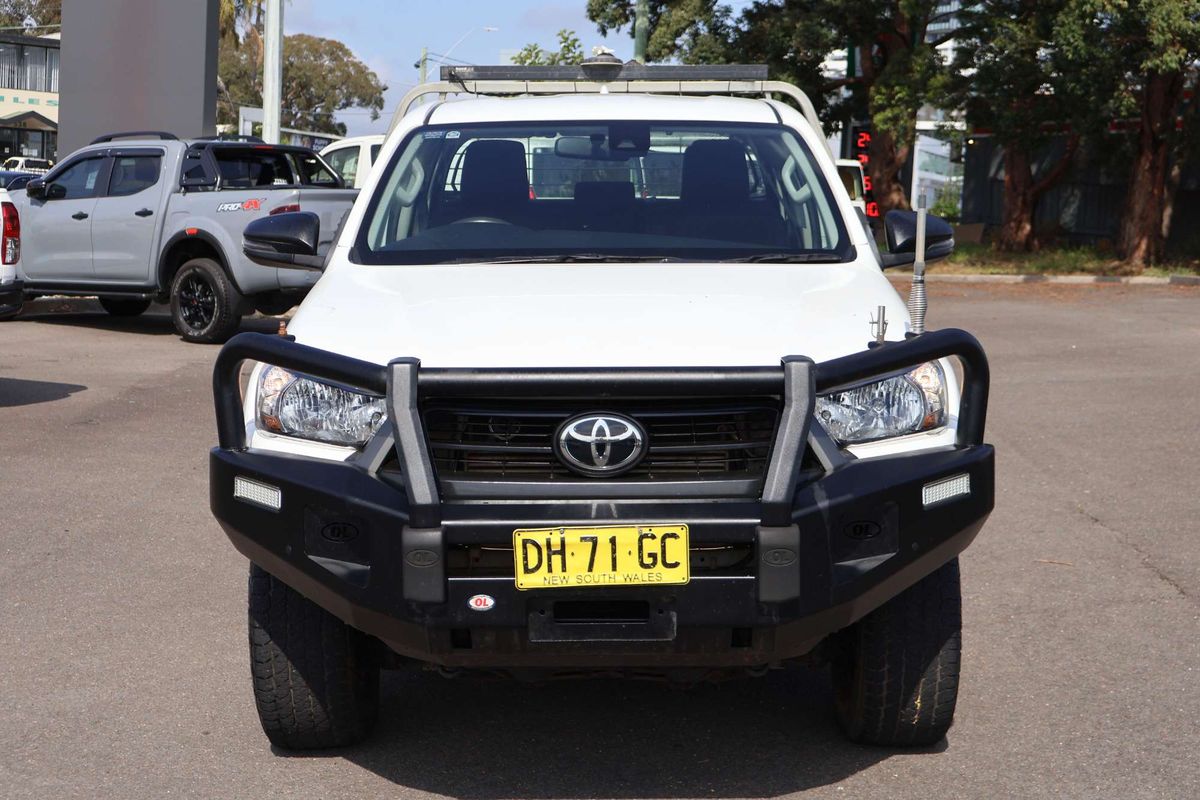 2023 Toyota Hilux SR GUN126R 4X4 image 4