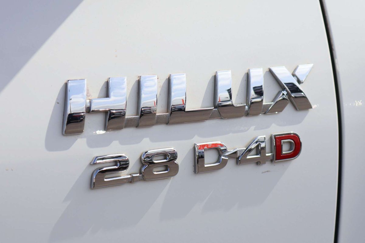 2023 Toyota Hilux SR GUN126R 4X4 image 5