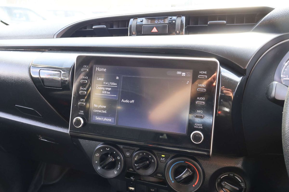 2023 Toyota Hilux SR GUN126R 4X4 image 15