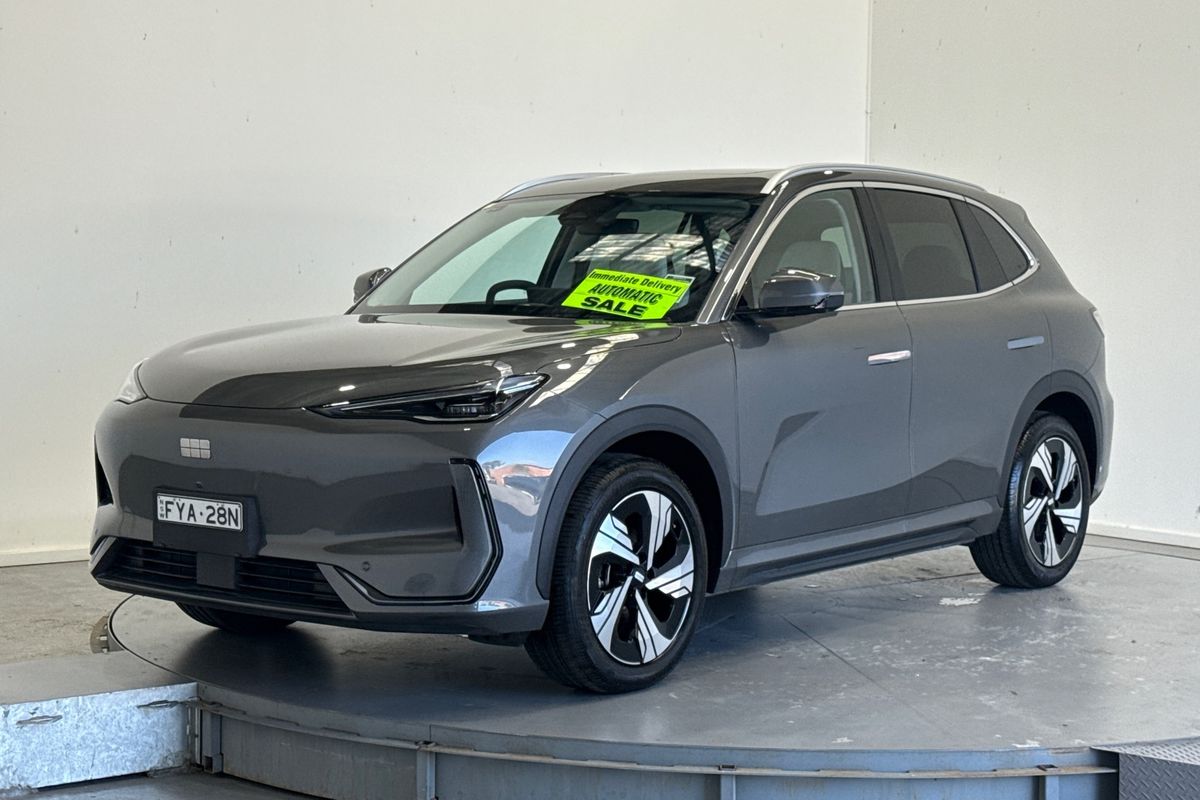 2025 Geely EX5 Inspire E245