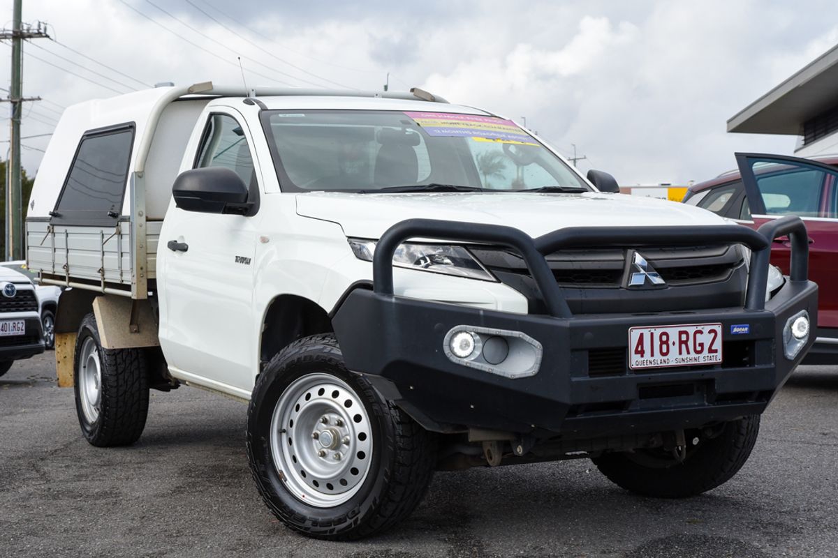 2022 Mitsubishi Triton GLX MR 4X4