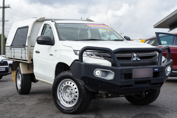 2022 Mitsubishi Triton GLX MR 4X4