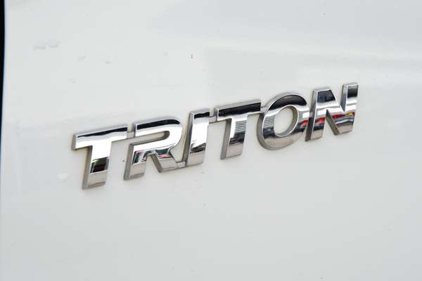 2022 Mitsubishi Triton GLX MR 4X4 thumb-17