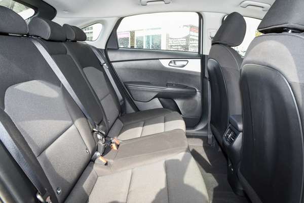 2024 Kia Cerato S BD thumb-8