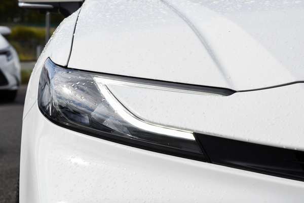2024 Toyota Camry Ascent AXVH80R thumb-1