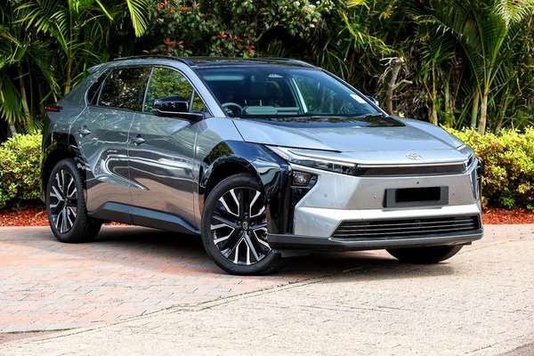 2025 Toyota bZ4X XEAM15R