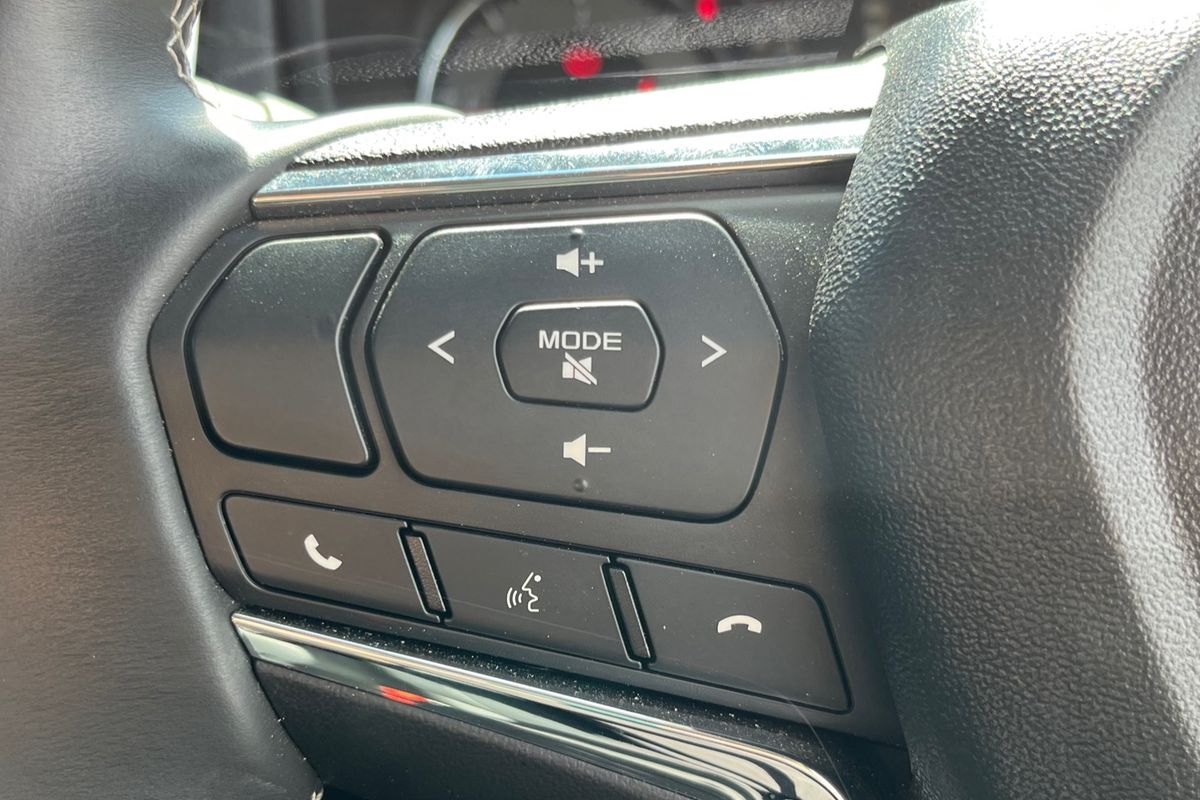 2022 Isuzu MU-X LS-T
