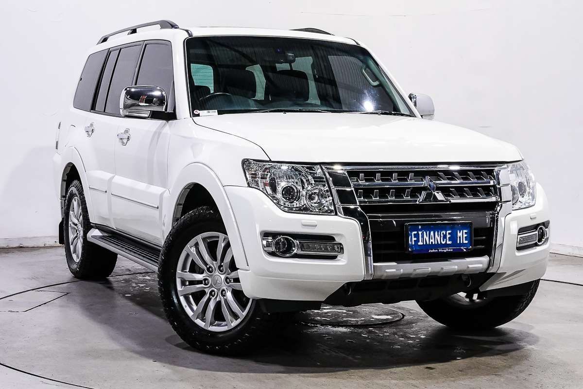 2020 Mitsubishi Pajero Exceed NX