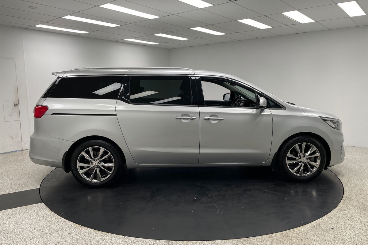 2019 Kia Carnival