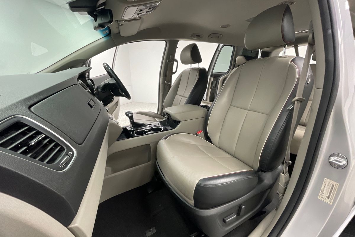 2019 Kia Carnival